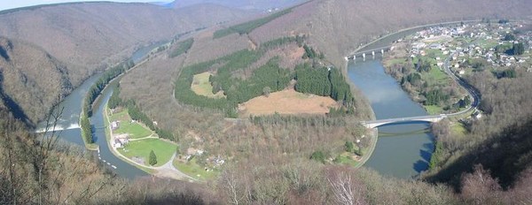 Maas Fluss In Frankreich Belgien Und Holland Auch Canal De La Meuse